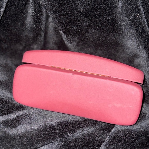 Ray-Ban Pink Eyewear Case - Picture 6 of 11